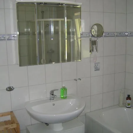 Renoviertes In Lauba Mit Grill, Terrasse Und Garten Dom wakacyjny